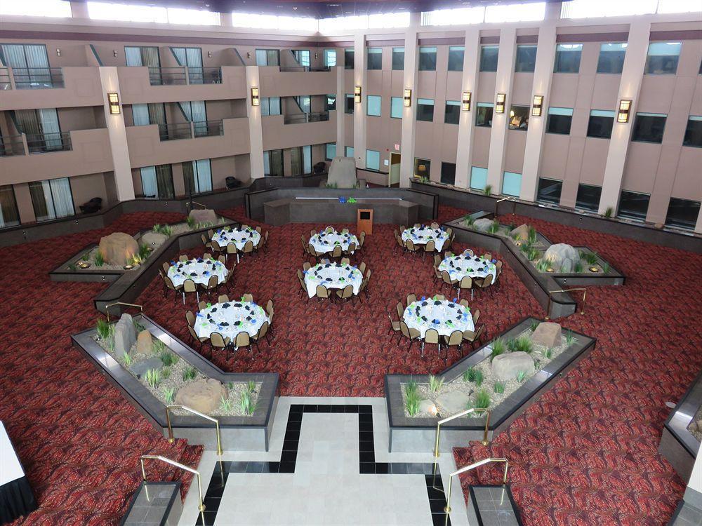 Holiday Inn - Manitowoc Dış mekan fotoğraf