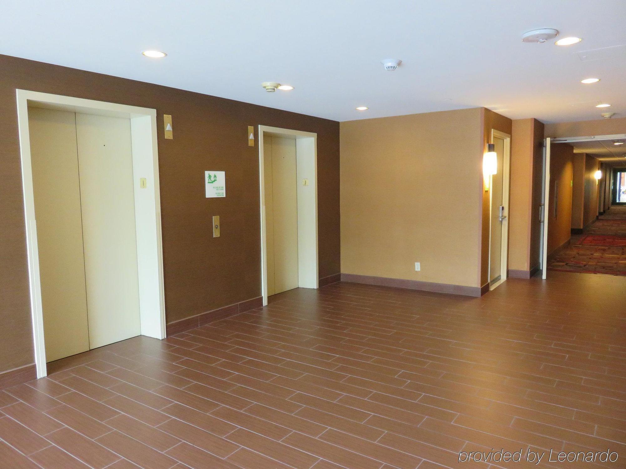 Holiday Inn - Manitowoc Dış mekan fotoğraf